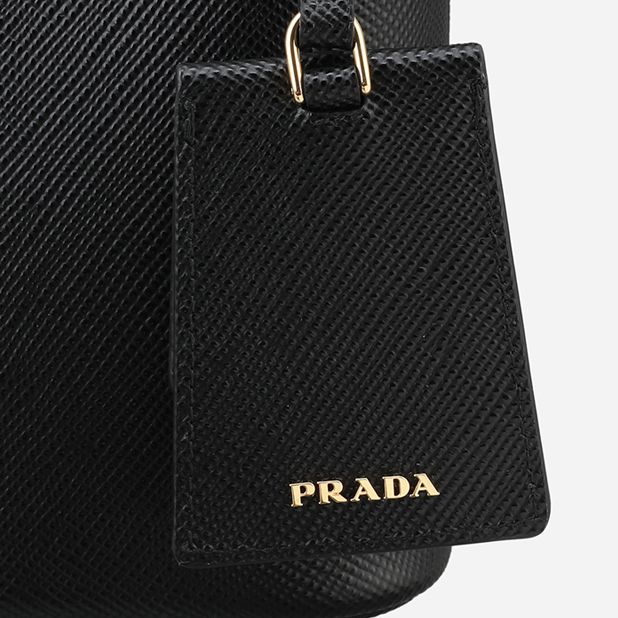 関税負担なし☆PRADA パニエ サフィアーノレザー スモールバッグ