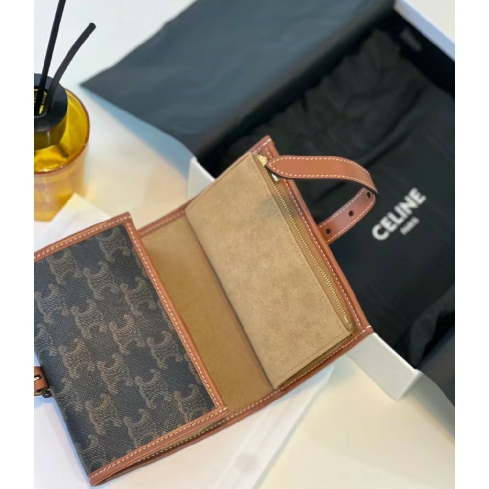 《高級感抜群》【CELINE】トリオンフキャンバスジュエリーケース