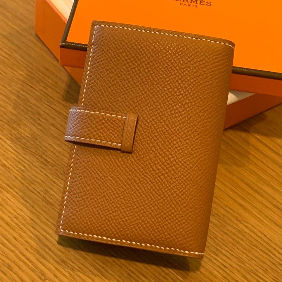 ◇他カラーも◎◇ HERMES (エルメス) 《ベアン》 カードケース
