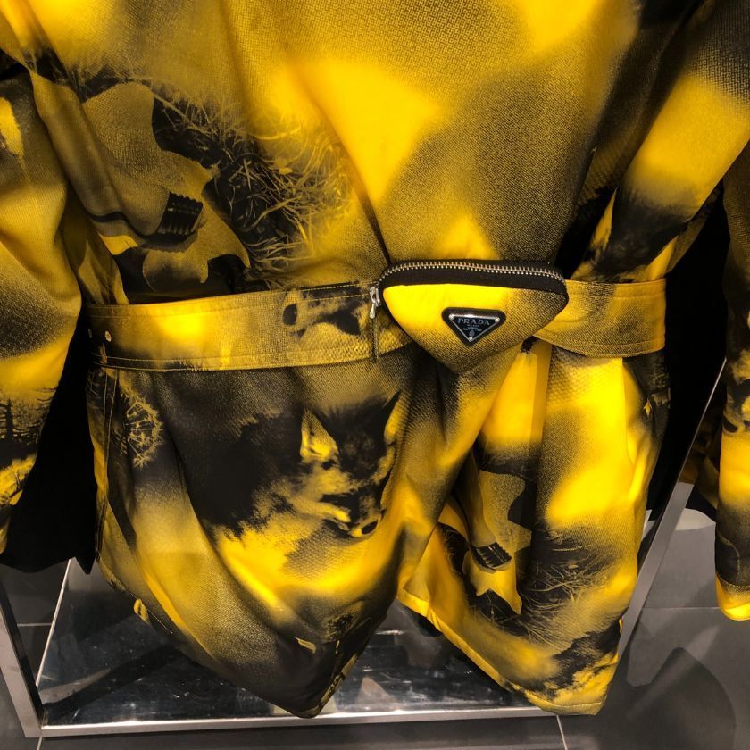 6万取引突破★UPS速達便【PRADA】SGC091_11P1 RE-NYLON パーカー 6万取引突破☆UPS速達便【PRADA】SGC091_11P1 RE-NYLON パーカー
