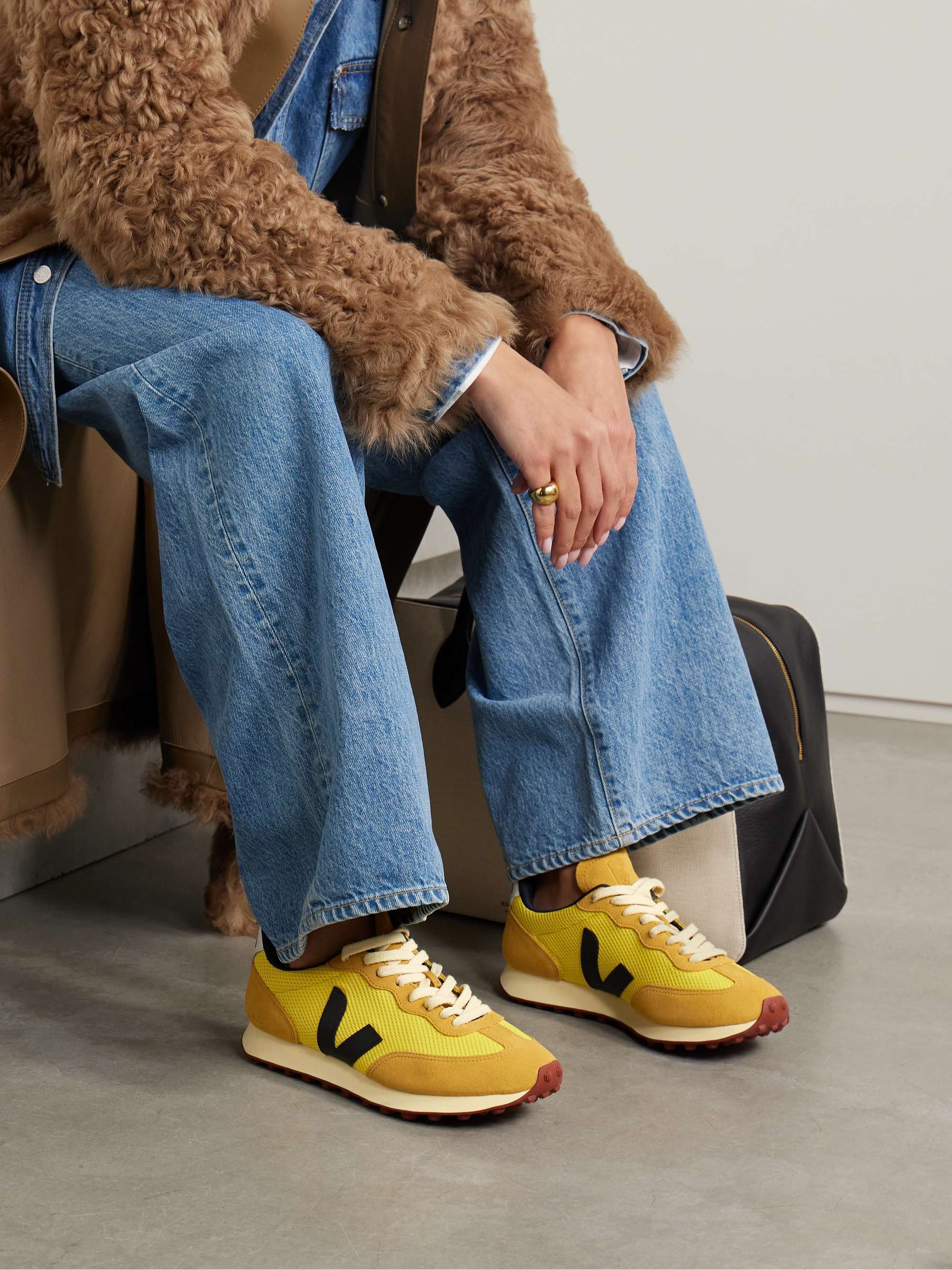 「VEJA」RIO BRANCO スエード＆アルベオメッシュ スニーカー