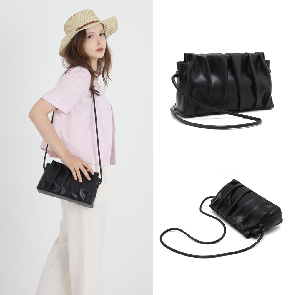 韓国FASHION [MARTINCOKS] Somi Leather Wrinkle Shoulder BAG