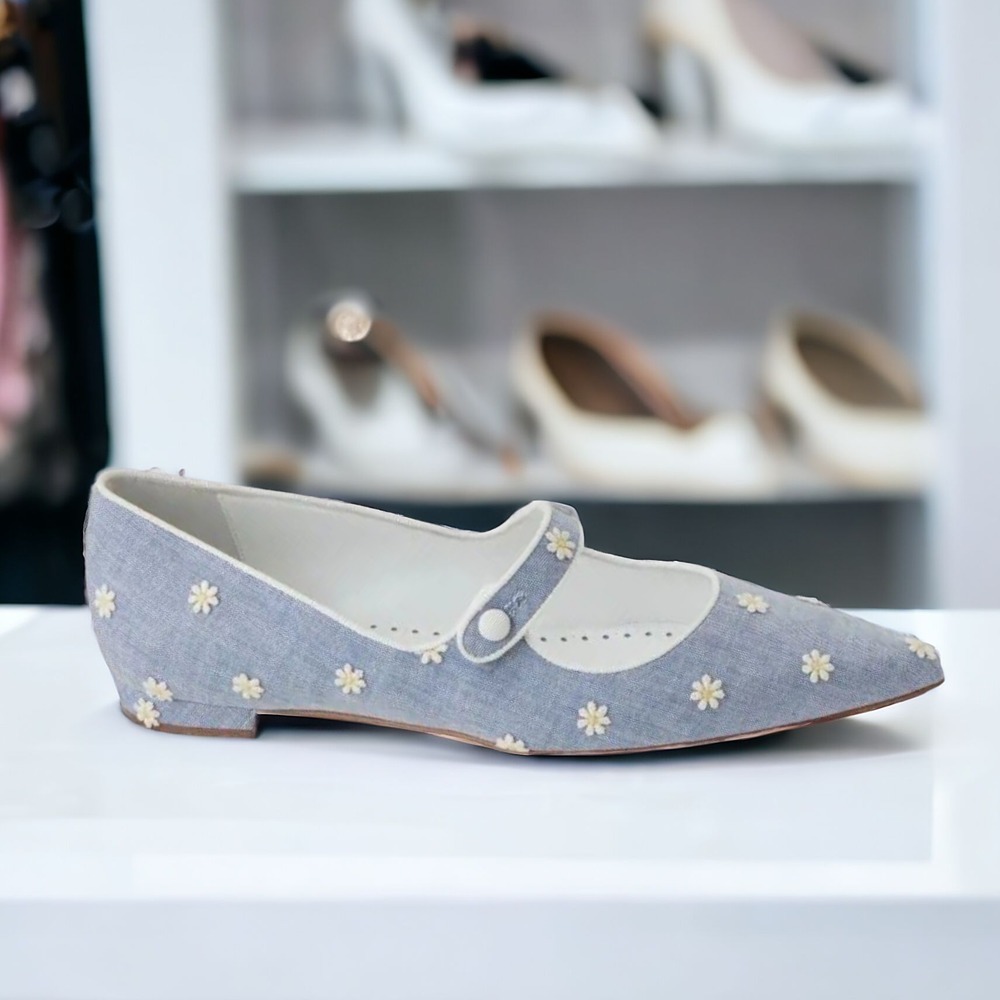 関税込 Manolo Blahnik CAMPARIFLAT Chambray Daisy Flat Pumps