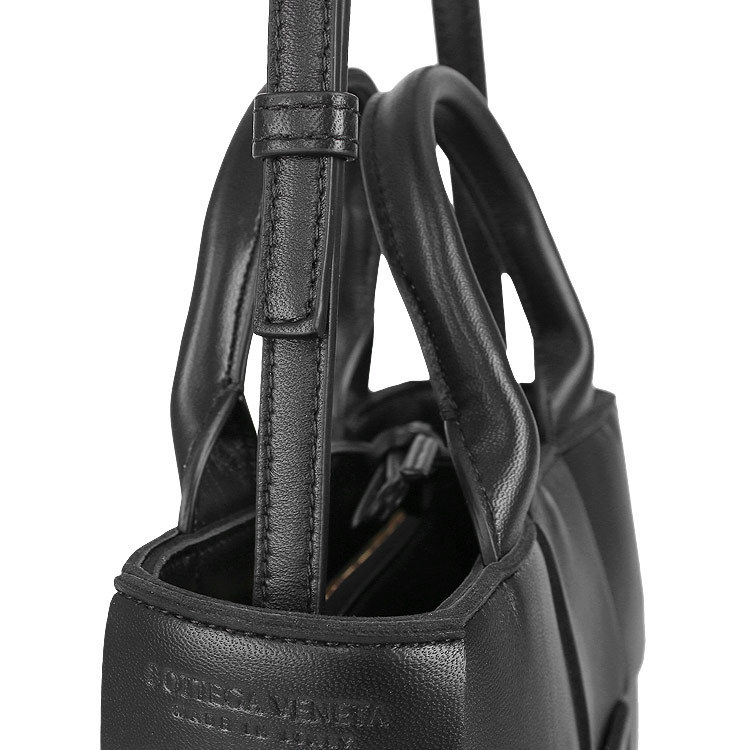 関税負担なし☆BOTTEGA VENETA キャンディーアルコ トートバッグ