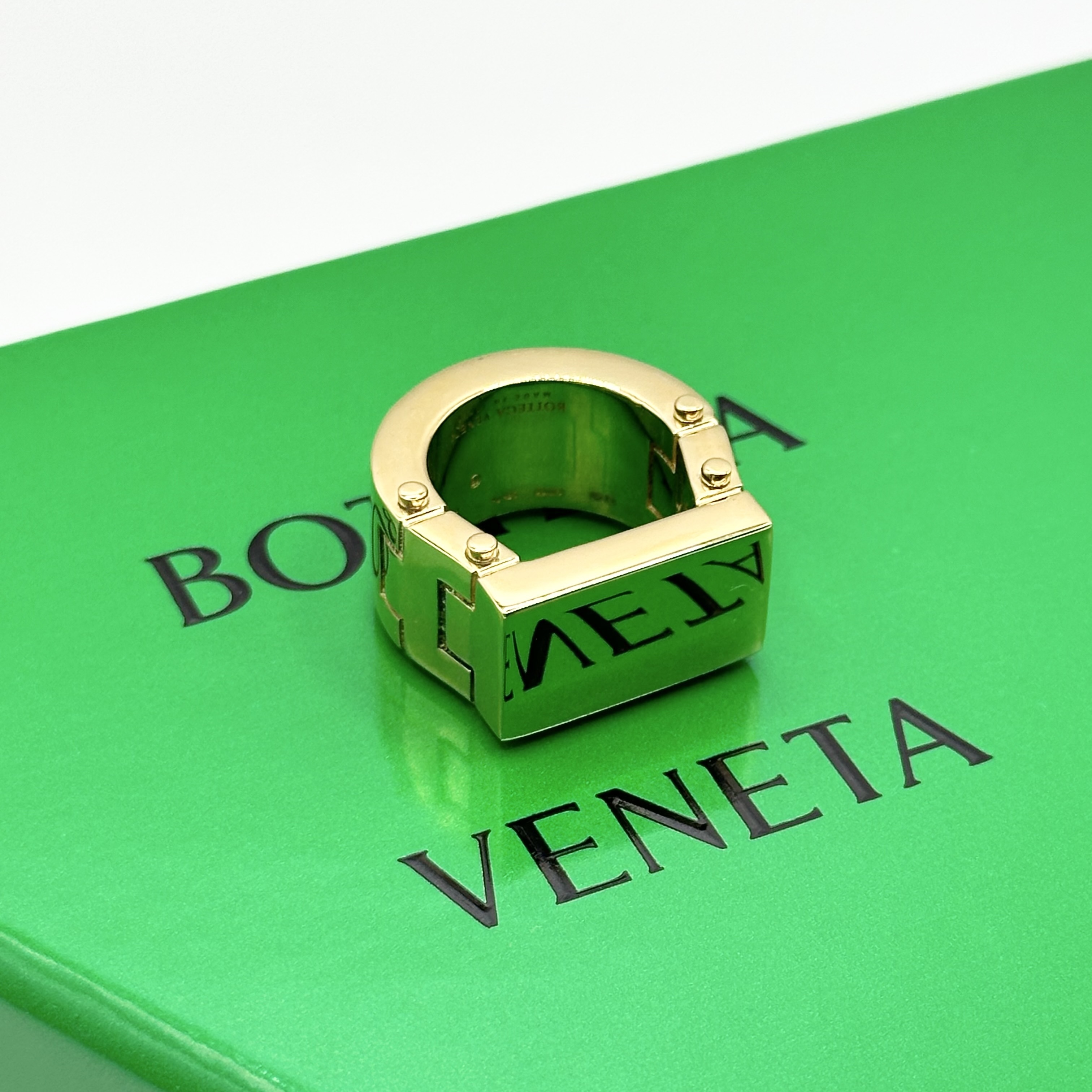 【新品未使用】BOTTEGA VENETA リング 指輪 ゴールド