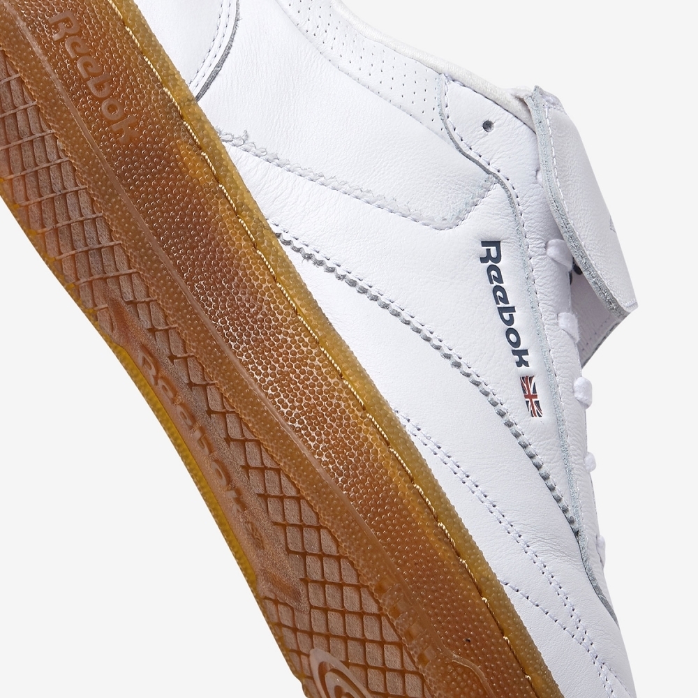 ☆韓国限定モデル☆【Reebok】 Terrace White☆レトロスニーカー ☆韓国限定モデル☆【Reebok】 Terrace White☆レトロスニーカー