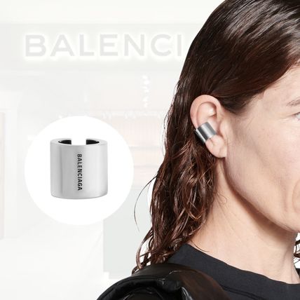 【BALENCIAGA】Mega イヤーカフ シルバー Mega Earrings in Silver | Balenciaga US