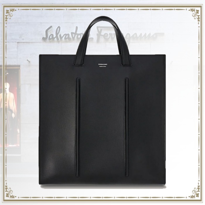 【★完売必至★】Salvatore Ferragamo ☆ トートバッグ