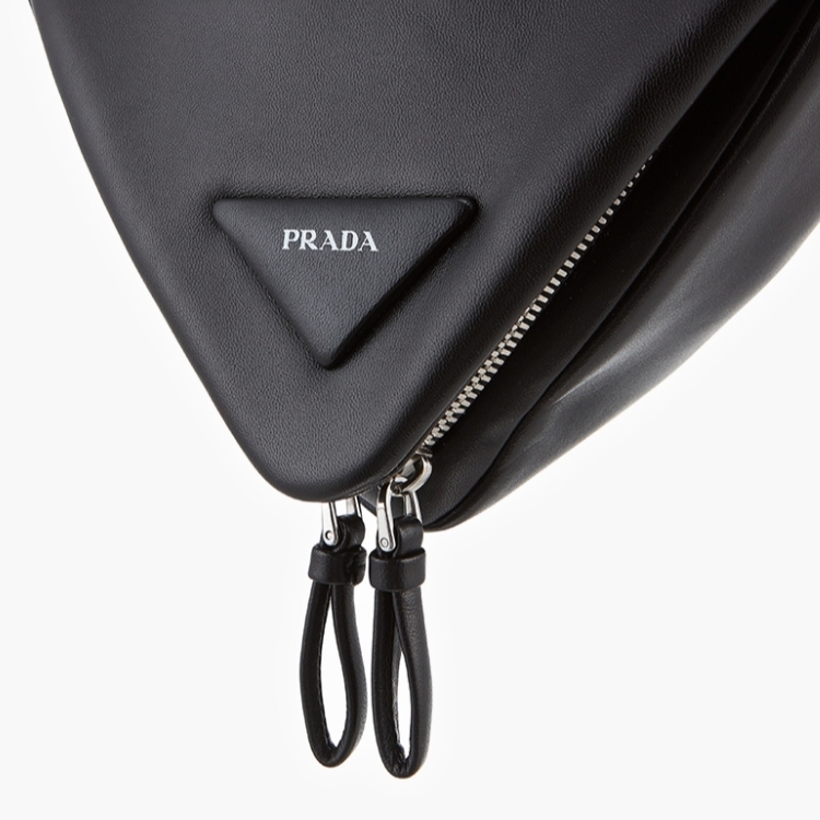 《PRADA》 1BA315 2DX8 F0002 トライアングル トートバッグ