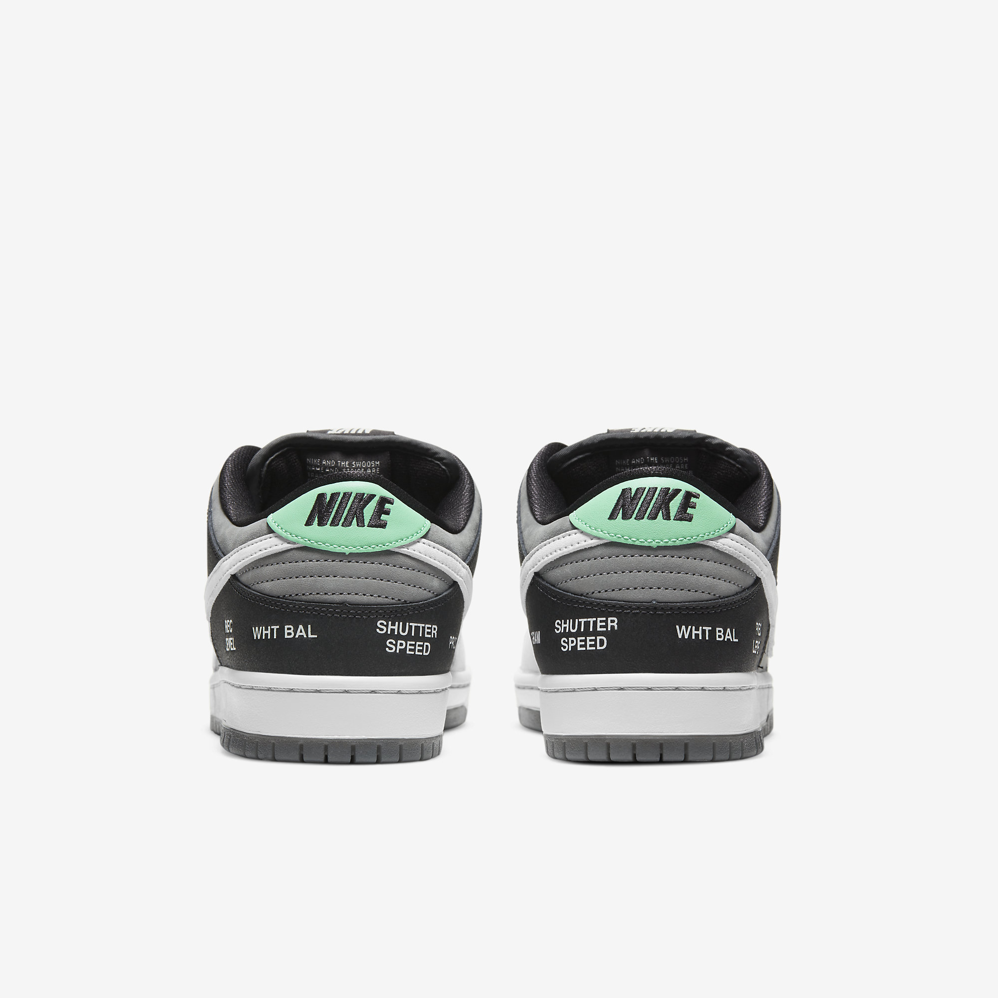 ★NIKE★大人気★SB DUNK LOW PRO \"CAMCORDER\"★追跡可