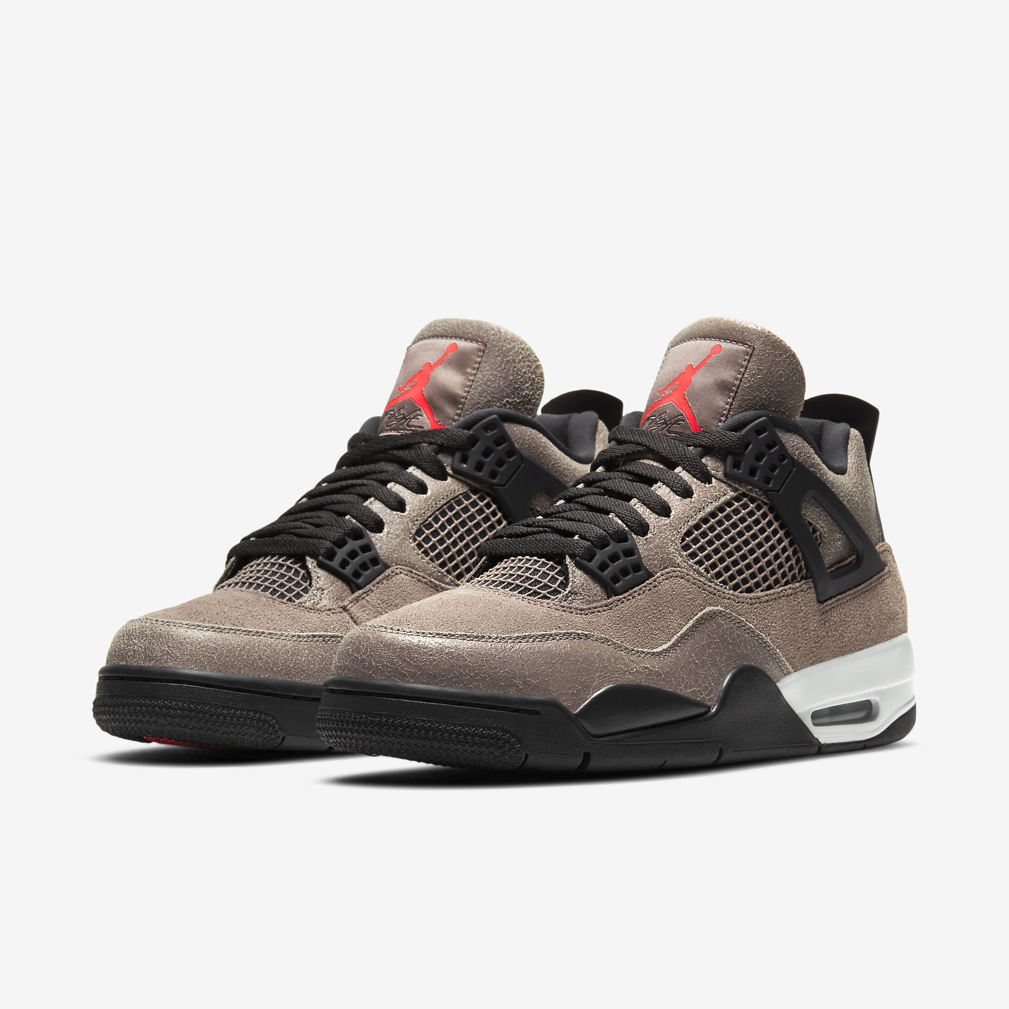 ★Nike★大人気★AIR JORDAN 4 RETRO エアジョーダン４★追跡可 ☆NIKE☆大人気☆AIR JORDAN 4 RETRO エアジョーダン4☆追跡可