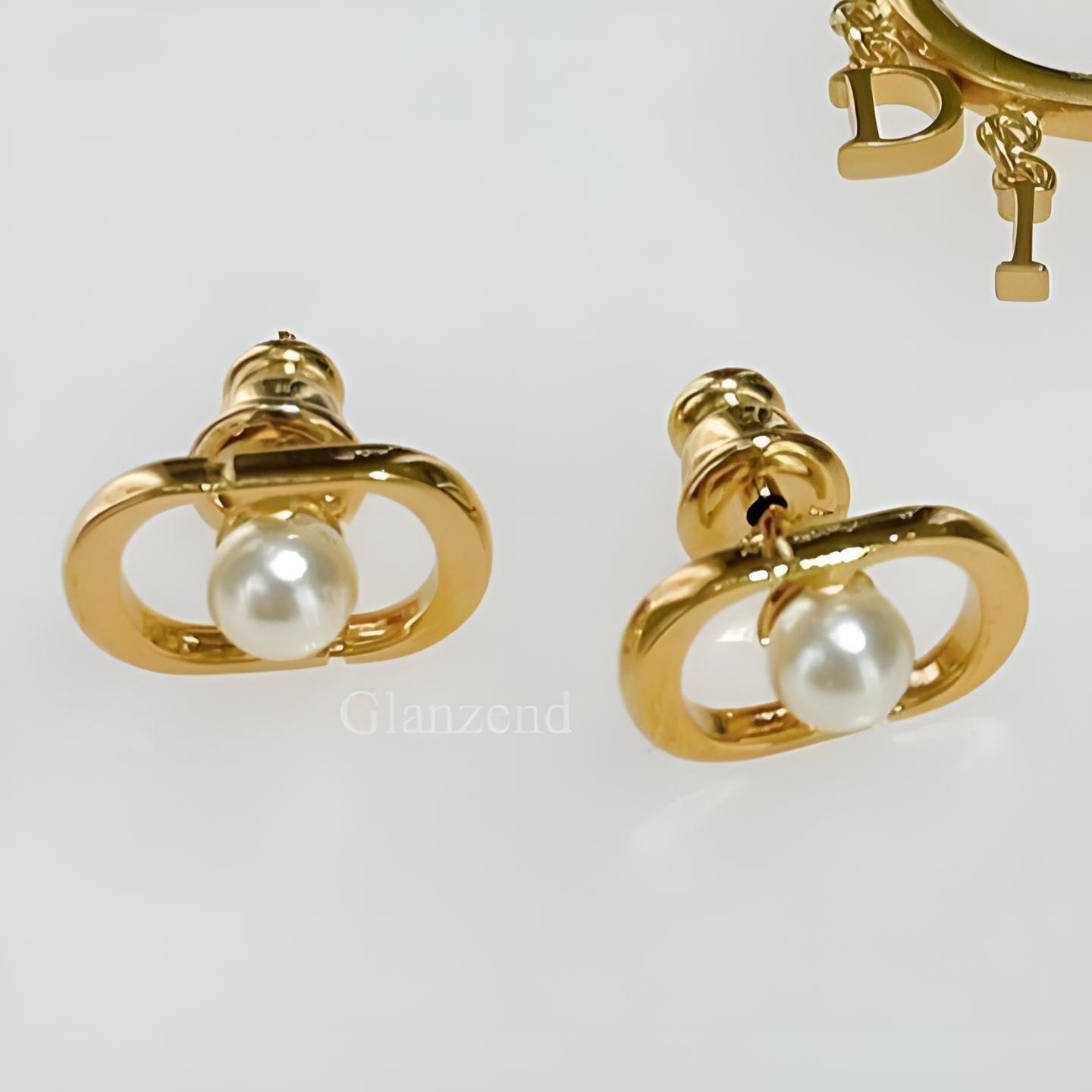 【顔まわりが華やかに♡】シャネル ピアス お顔周りを華やかに♡》【CHANEL】ピアス