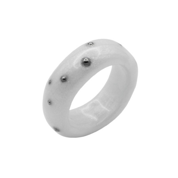 nff☆black ball around ring