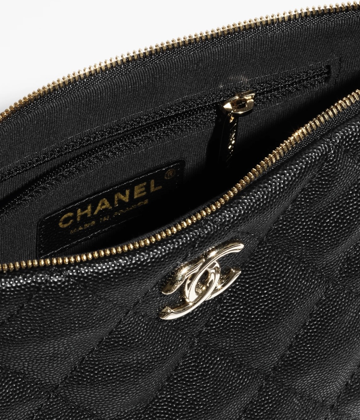 《使いやすいサイズ感♪》 CHANEL スモール ホーボー バッグ
