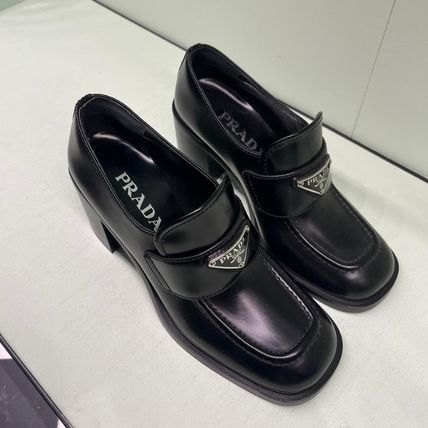 国内入手困難】PRADA(プラダ)のハイヒールローファーが旬！【BUYMA】
