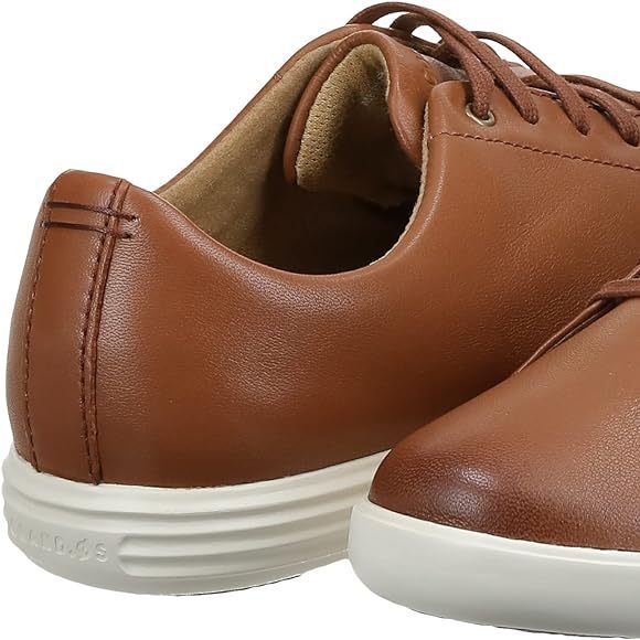 Cole Haan スニーカー ブラウン 軽量 ミニマム レザー Cole Haan スニーカー ブラウン 軽量 ミニマム レザー スニーカー