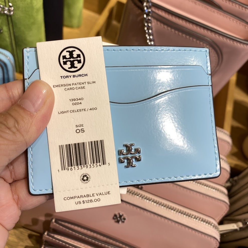 即発 TORY BURCH★EMERSON SLIM CARD CASE カード入れ Amazon.com: Tory Burch Emerson Slim Card Case 136101 Tory