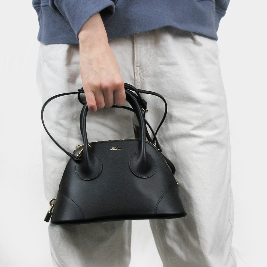 A.P.C アーペーセー Emma small ショルダーバッグ PXAWVF61705