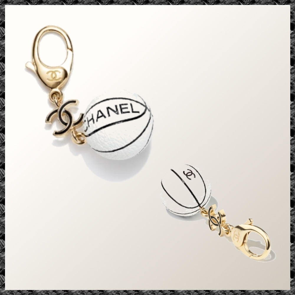 可愛くてエレガント♪【CHANEL】バスケットボール キーホルダー