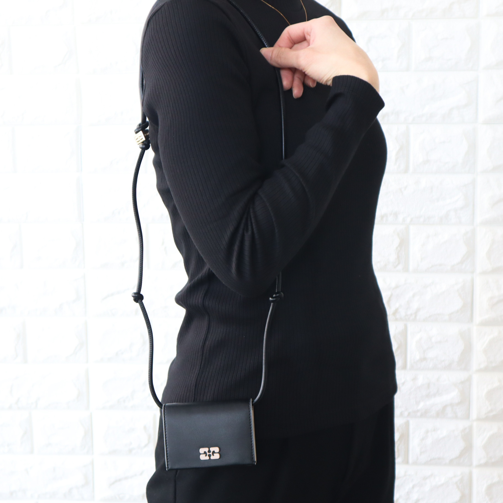 GANNI フ ストラッフ ウォレット A53965898 099 meraviglie_ga017