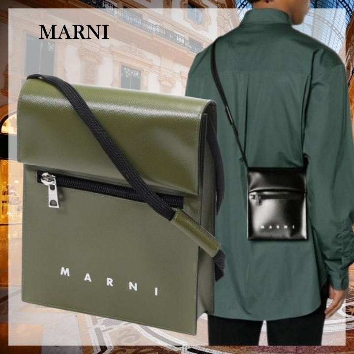【MARNI】クロスバッグ ミニバッグ エコレザー ユニセックス