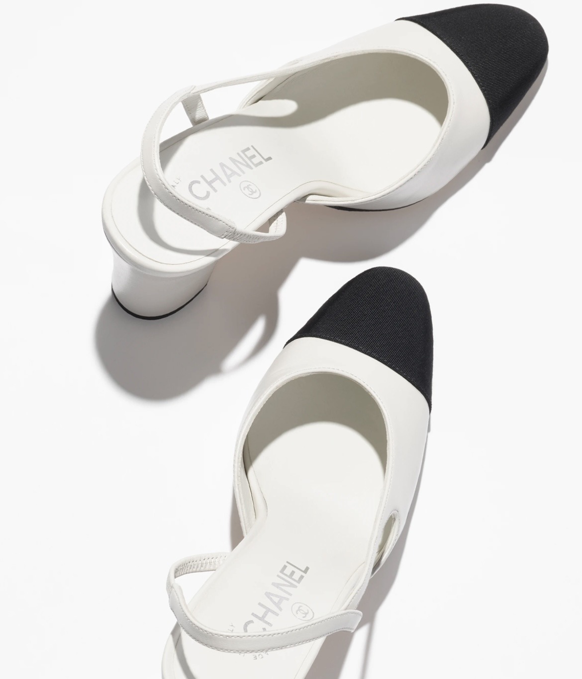 《どんなシーンにも♪》 CHANEL スリングバック シューズ