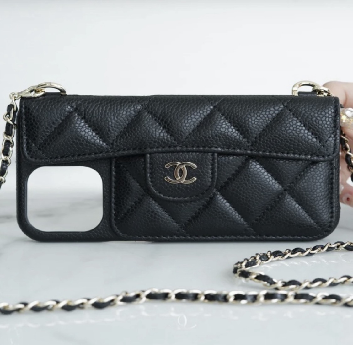 お洒落♡レア【CHANEL】iPhone 14 Pro 黒 ケース ギフト