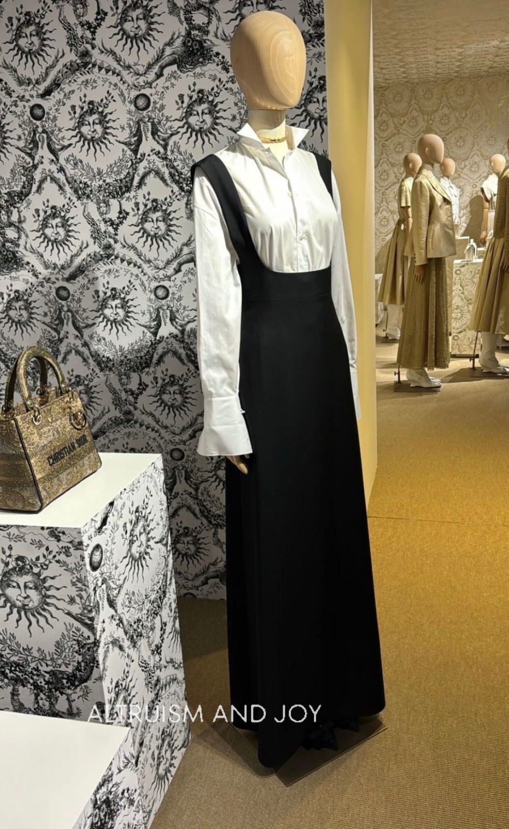 程よい透け感♪【Dior】Dioriviera ロング フレアドレス ディオール 偽物 20-21Cruiseコレクション ロングドレス