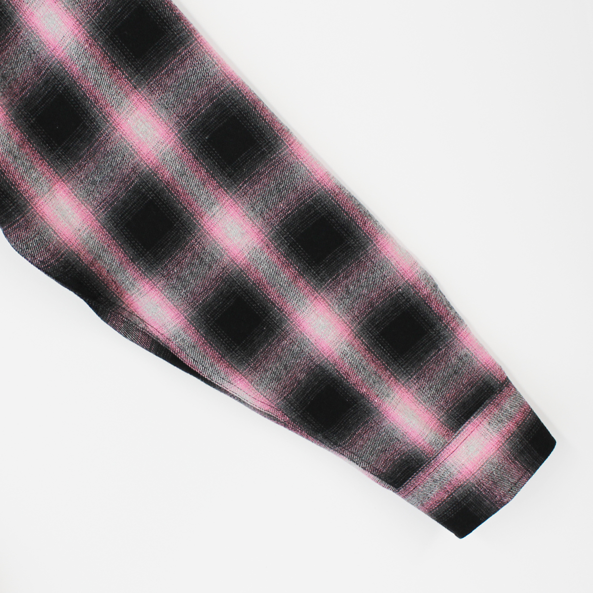 シャツ IONSEOUL spray check SHIRT (3color) BBJ477 IONSEOUL spray check SHIRT (3color) (IONSEOUL/シャツ
