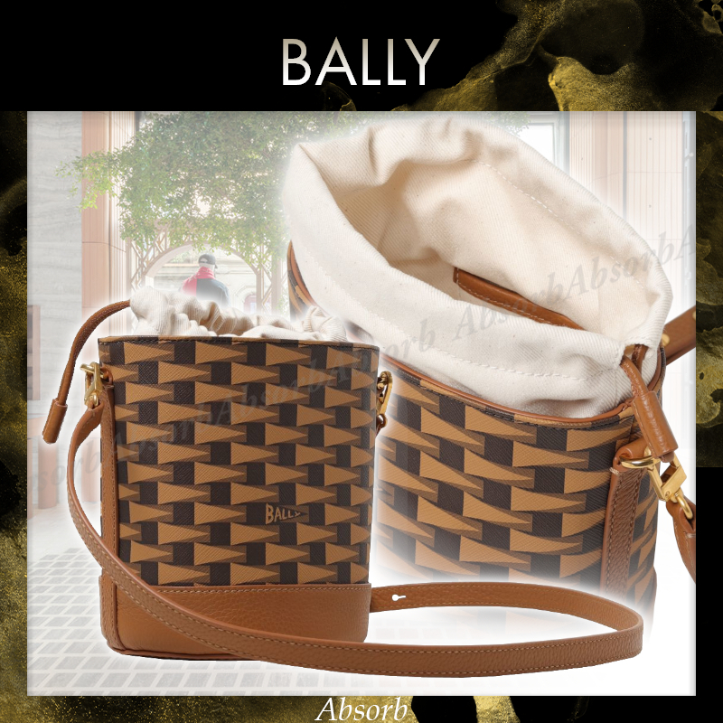 【24SS NEW】BALLY_men / TPU ペナントプリント バケットバッグ
