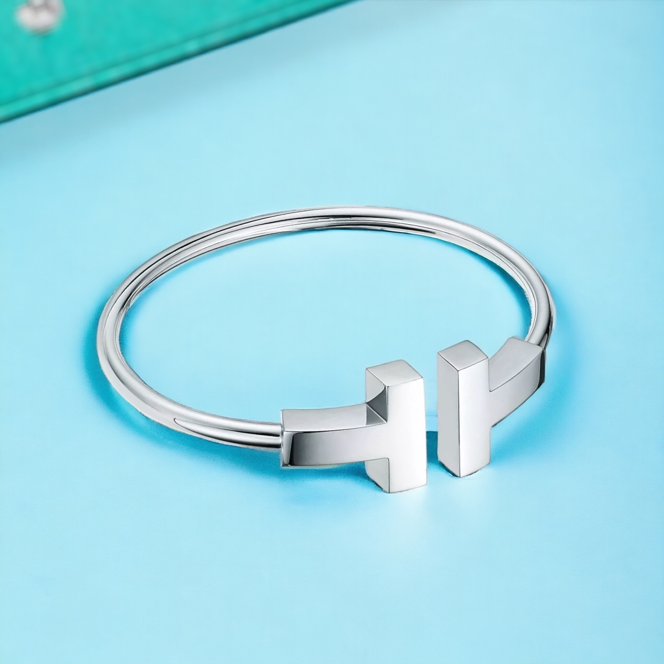 【Tiffany&Co】TiffanyT☆18k White Gold Wire ブレスレット