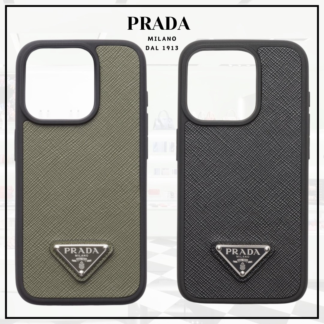 注目商品！【PRADA】サフィアーノ iPhone 15 Pro ケース