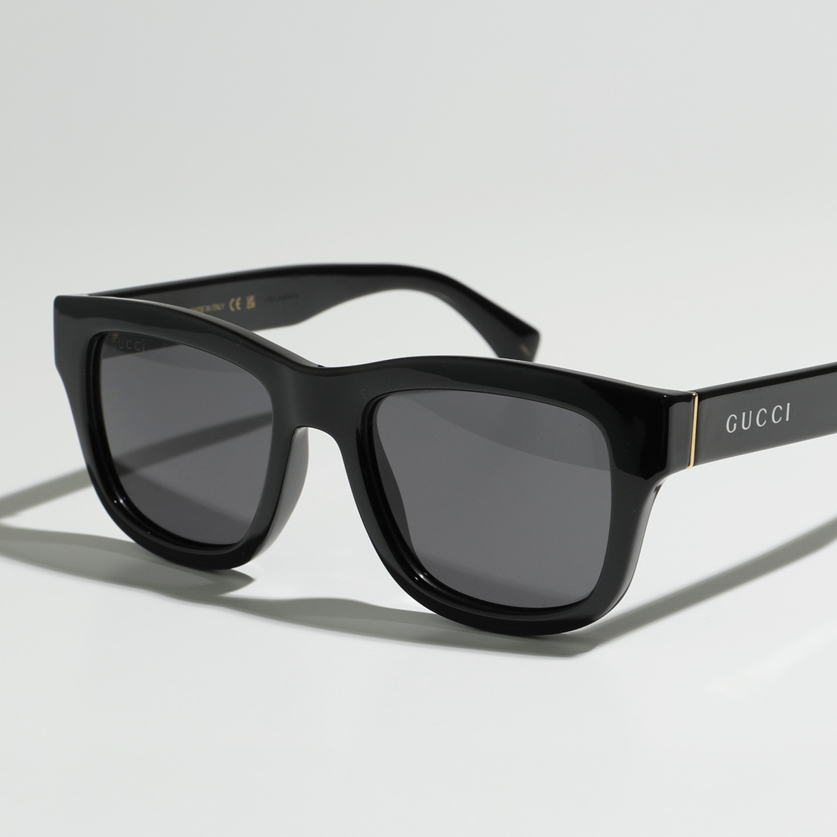 GUCCI サングラス GG1135S ウェリントン型