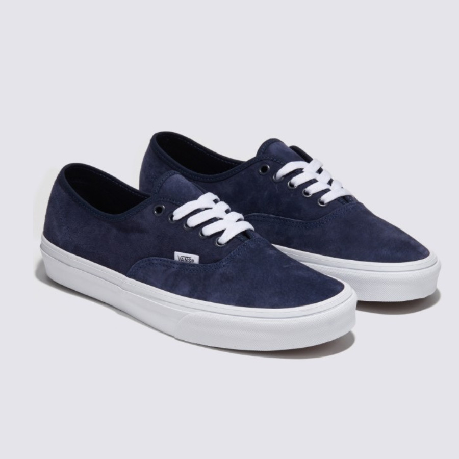 VANS★AUTHENTIC★PIG SUEDE★スウェード★兼用★TRUE NAVY VANS バンズ スニーカー AUTHENTIC PIG SUEDE NAVY VN000BW5BX9