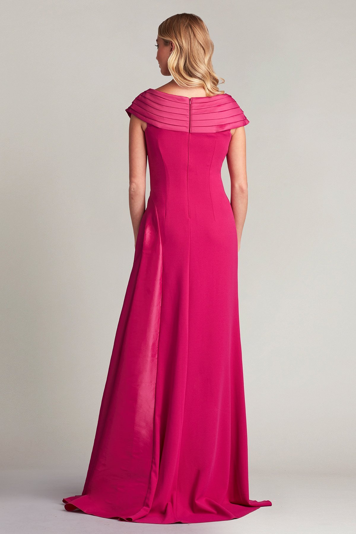 ☆TADASHI SHOJI プリーツマキシ丈カクテルワンピース☆ ☆TADASHI SHOJI プリーツマキシ丈ロングドレス☆ ワンピース