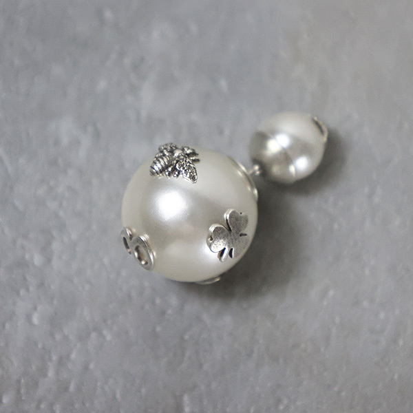 Christian Dior ディオール Dio(r)evolution Crystal Earrings