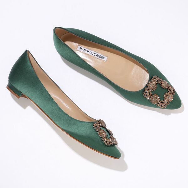 MANOLO BLAHNIK パンプス HANGISIFLAT SMT SATIN 010