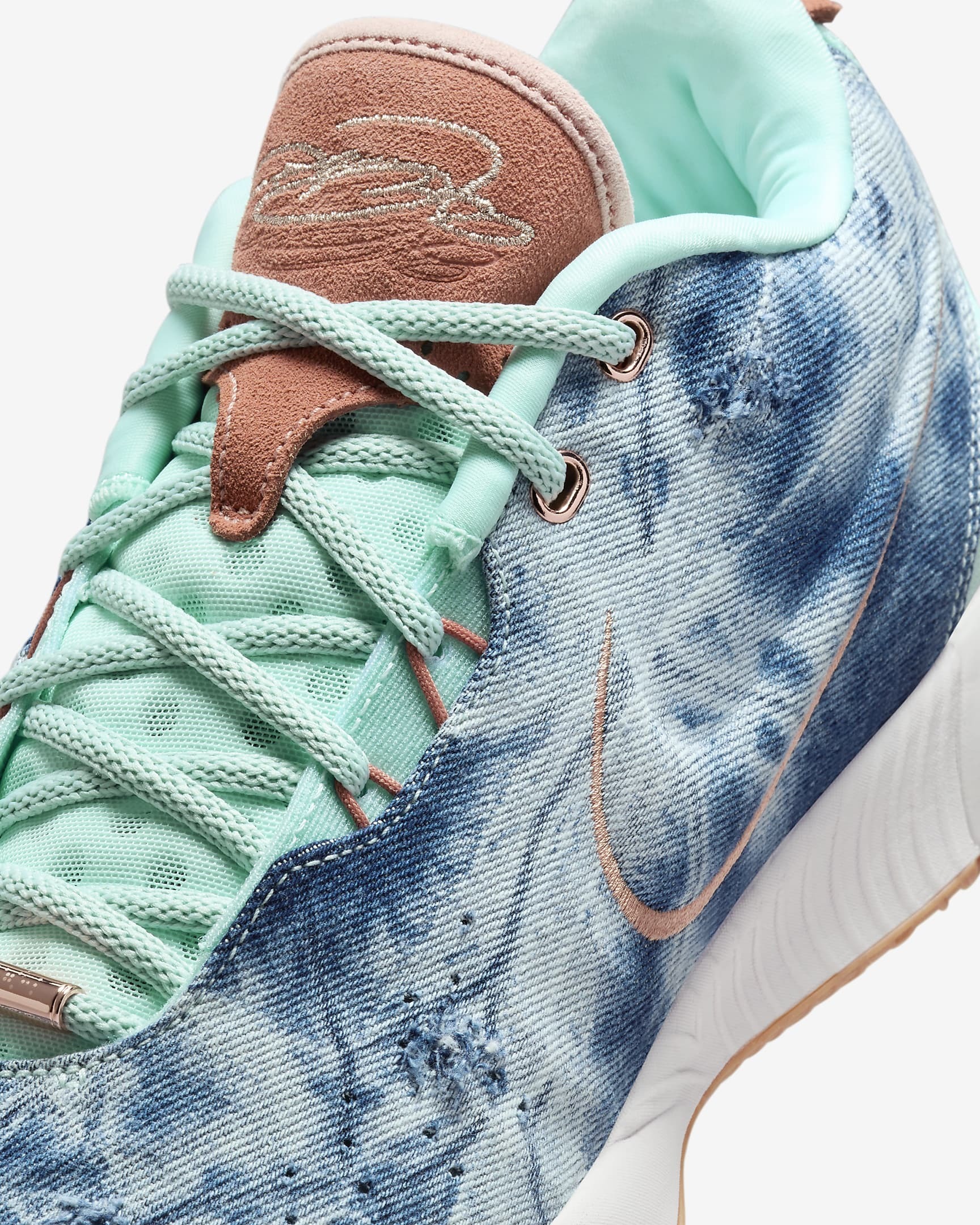 ★NIKE★大人気★LEBRON XXI EP \"ARAGONITE\"★追跡可