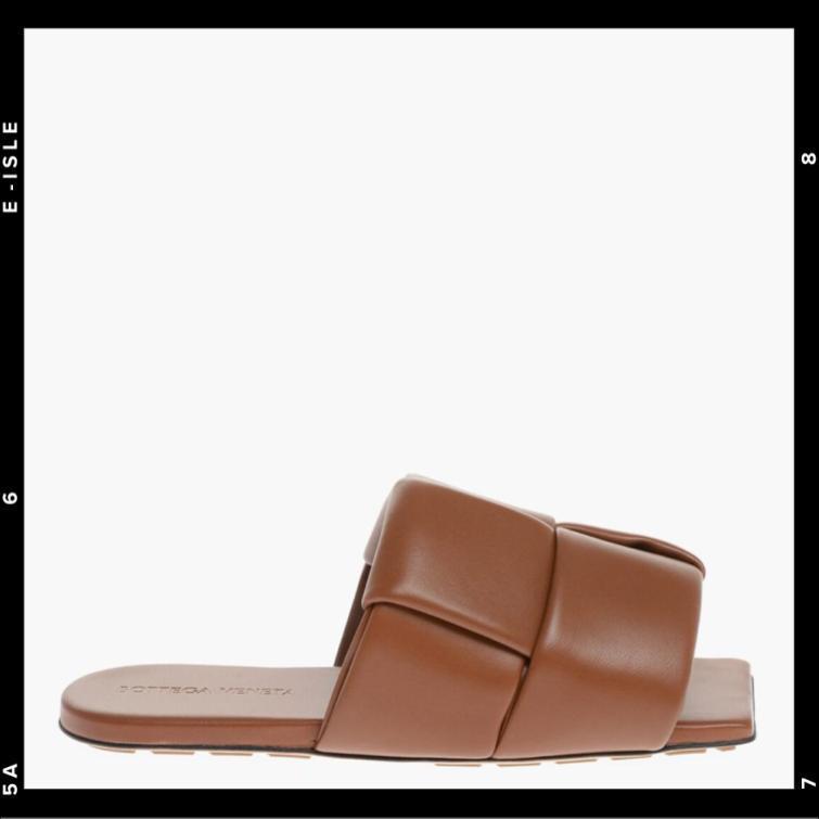 希少【BOTTEGA VENETA】イントレチャートレザーパッチサンダル