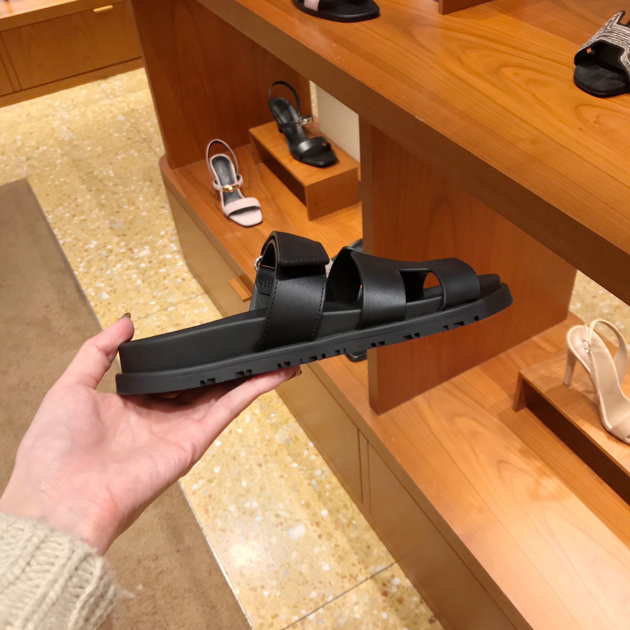 【大人気♪】★HERMES★サンダル 《シプレ》