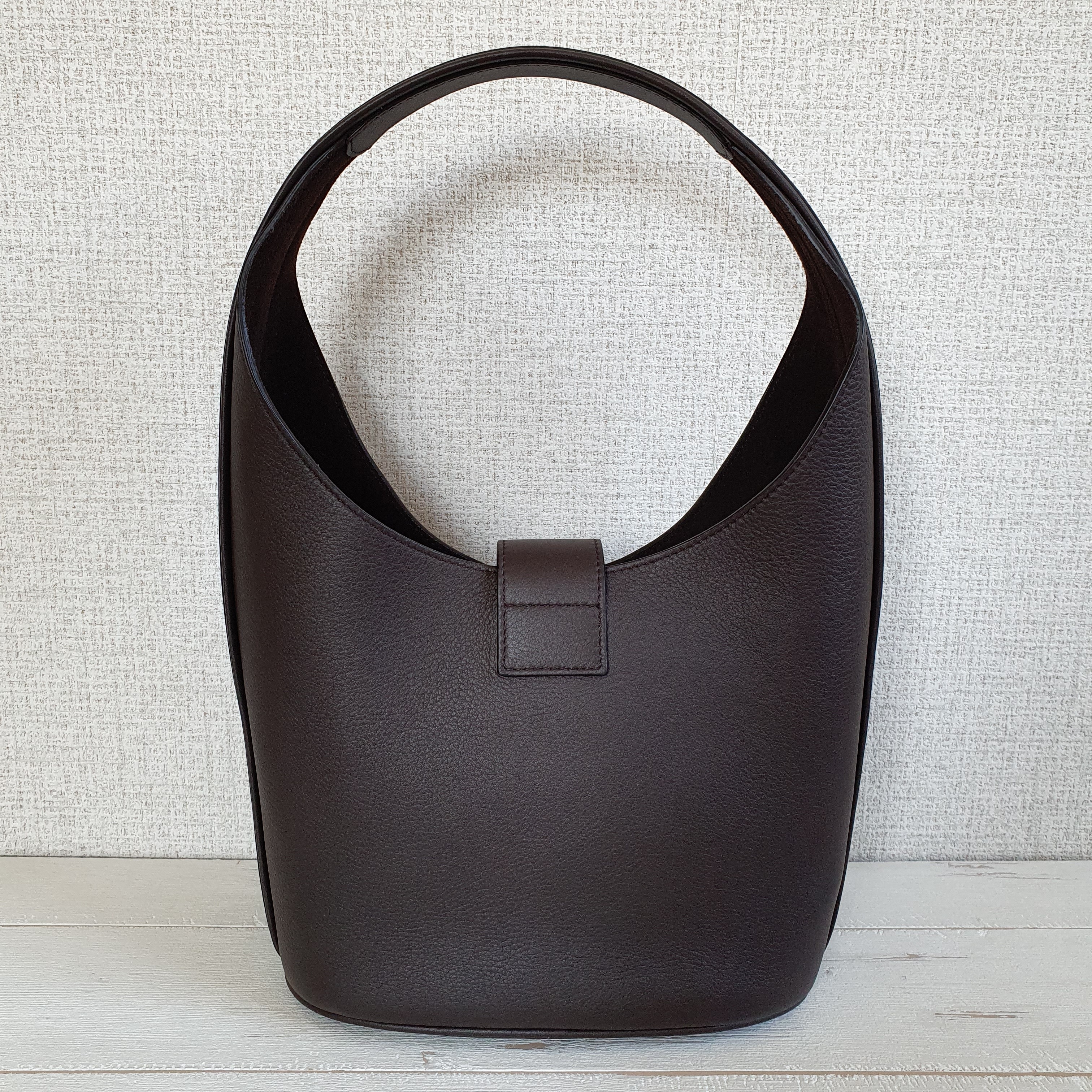 関税込】FERRAGAMO ガンチーニバックル レザー ホーボーバッグ