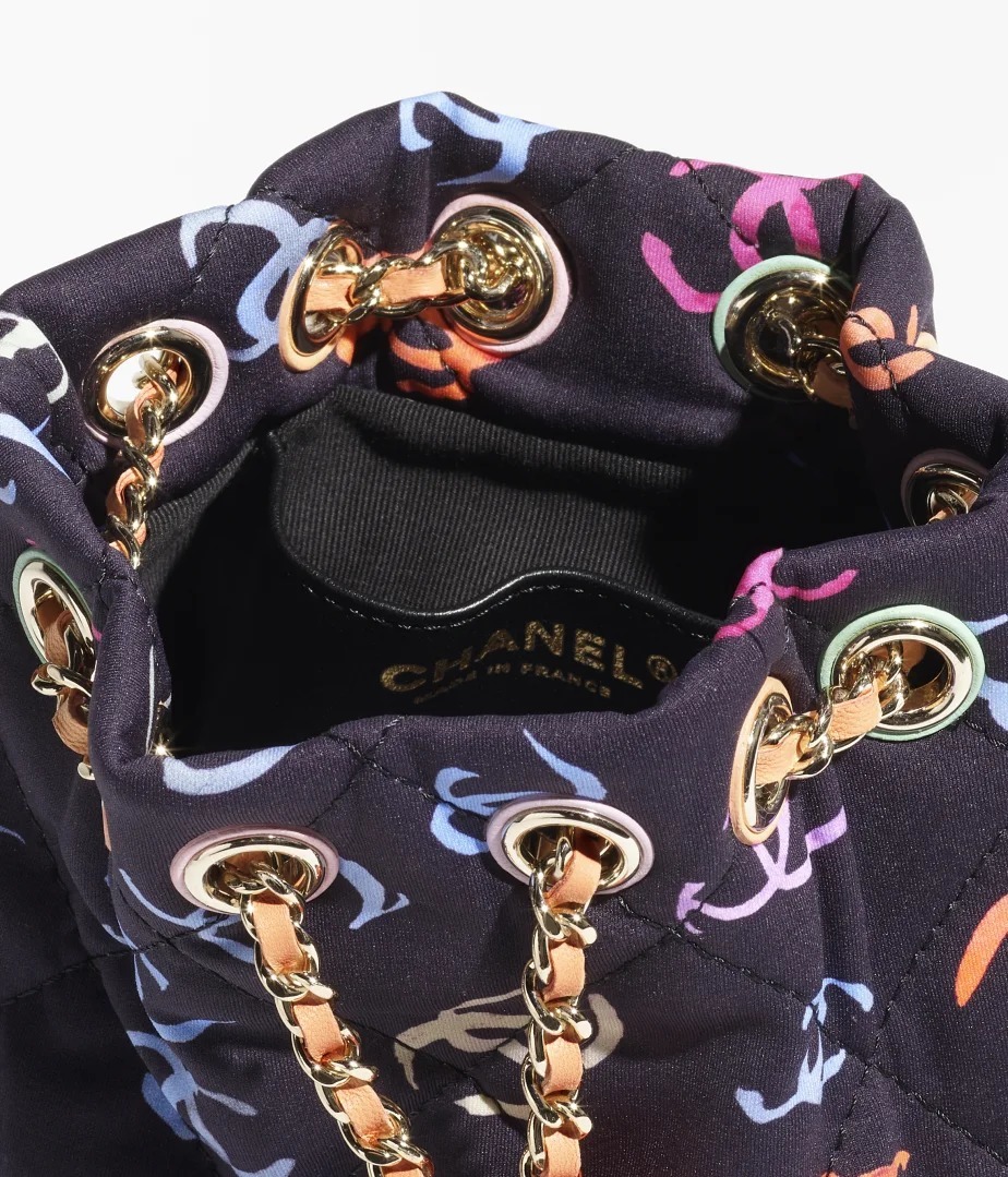 《24SS》ロゴがキュート♪【CHANEL】シャネル バックパック