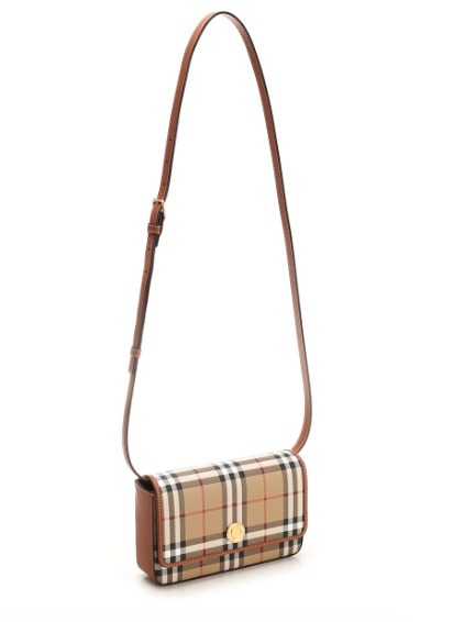新着 関税送料込み Burberry バーバリー ショルダーバッグ