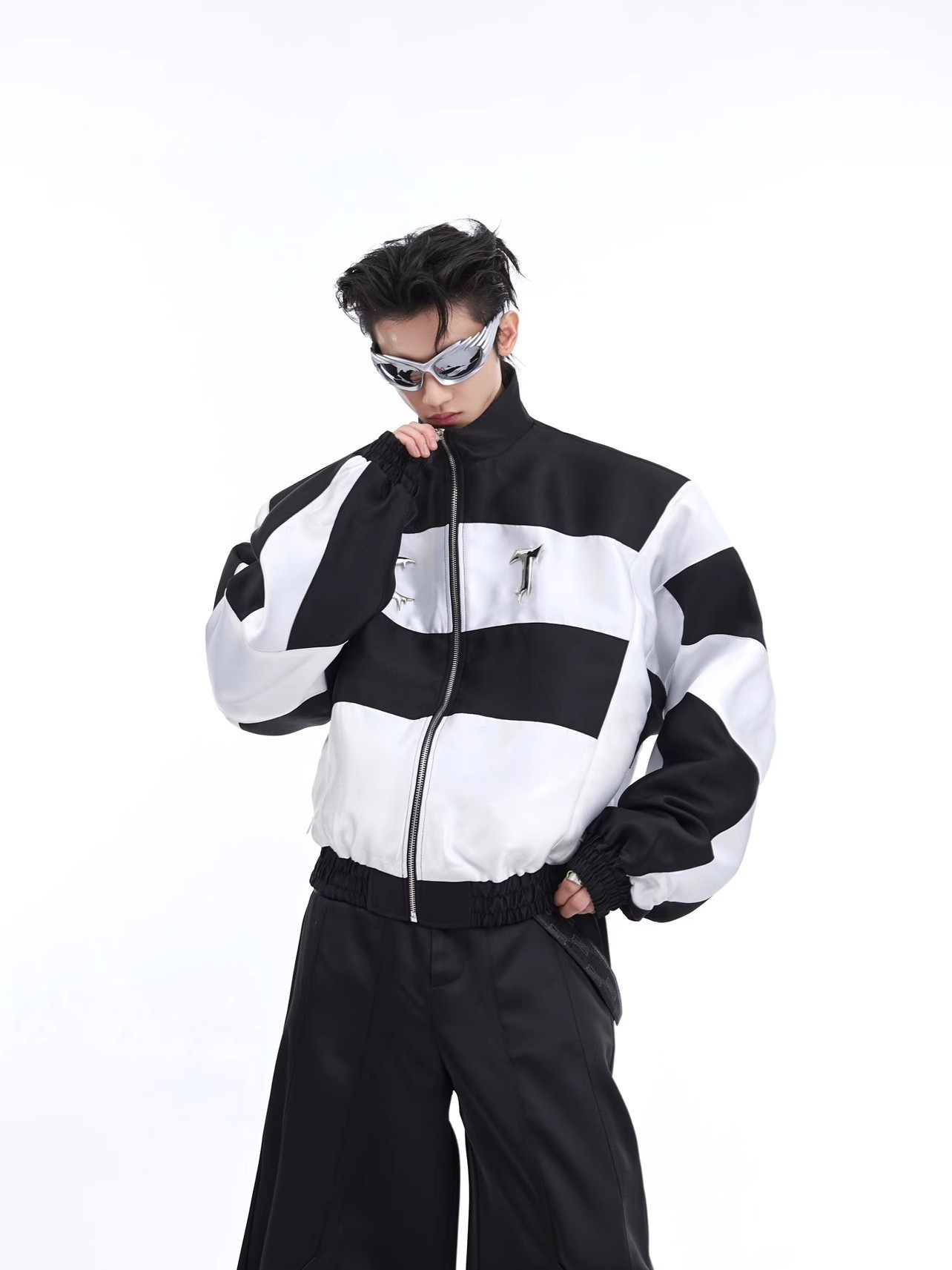 【HI FI FNK】Tani Lam Leather Jumper HI FI FNK】Tani Lam Leather Jumper