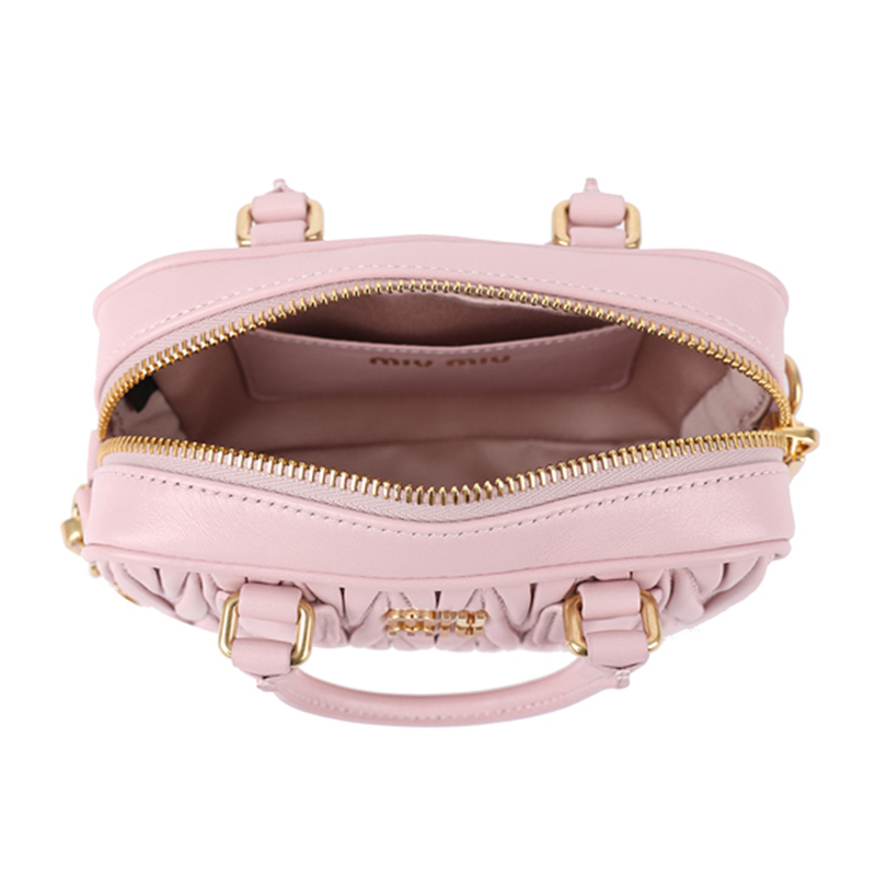 関税負担なし☆MiuMiuマテラッセレザートップハンドルミニバッグ ☆関税込☆MIU MIU☆マテラッセレザートップハンドルミニバッグ