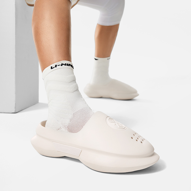 送料関税込み[LI-NING]NBA選手WADE連携開発SLIPPER★日本未入荷 送料関税込み[LI-NING]NBA選手WADE連携開発SLIPPER☆日本未入荷