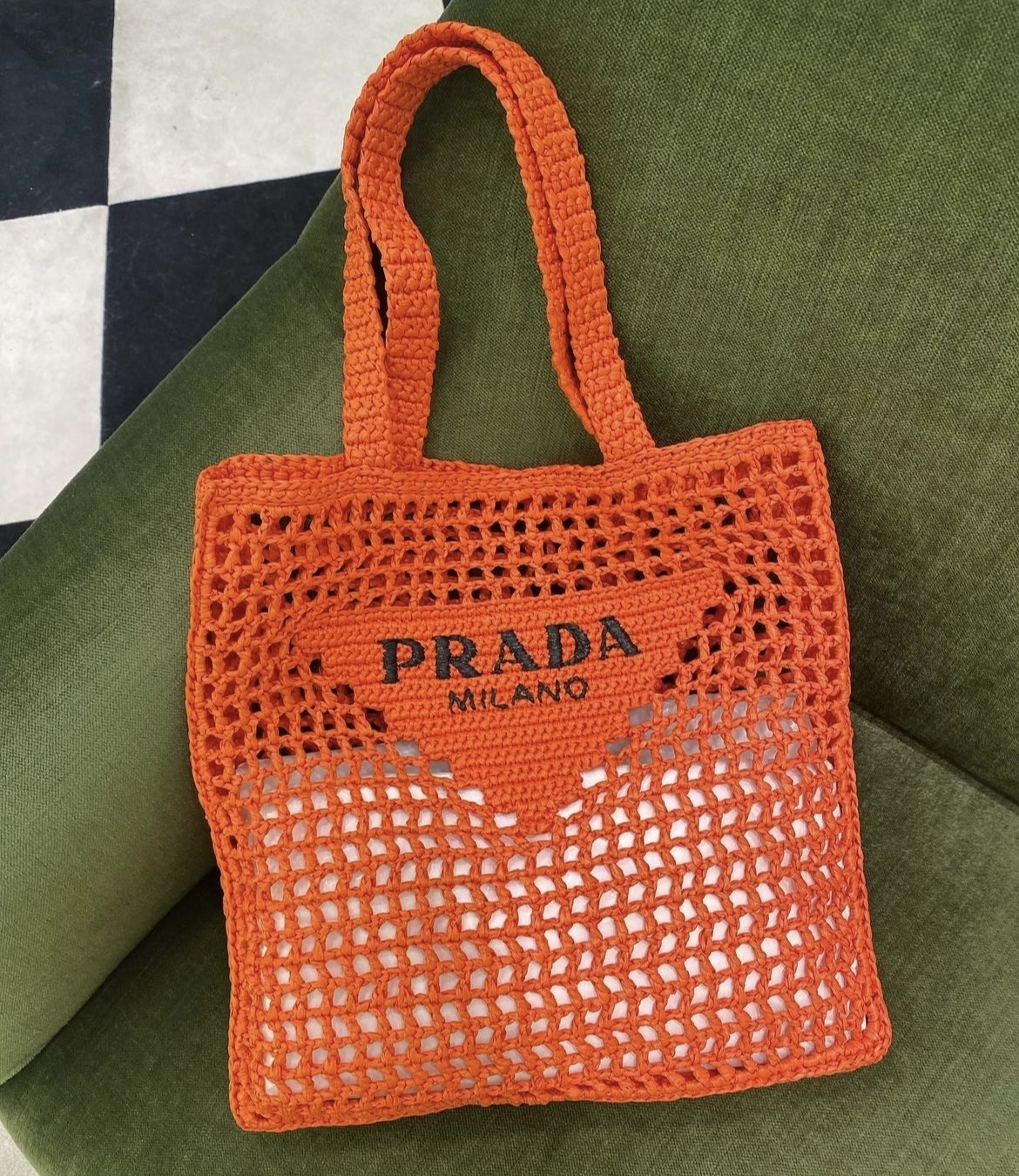 ラフィア風加工 クロシェ トートバッグ (PRADA/トートバッグ