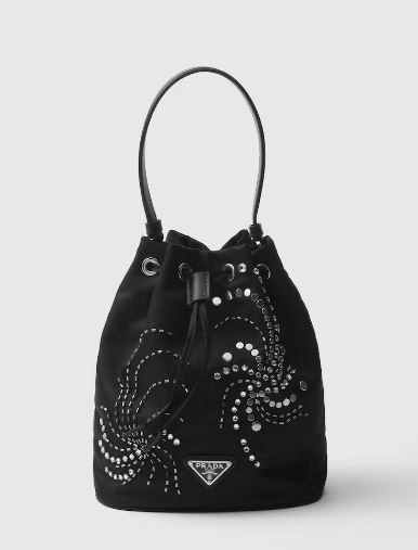 新作【プラダ】刺繍入り Re-Nylon ミニバッグ (PRADA/ショルダー