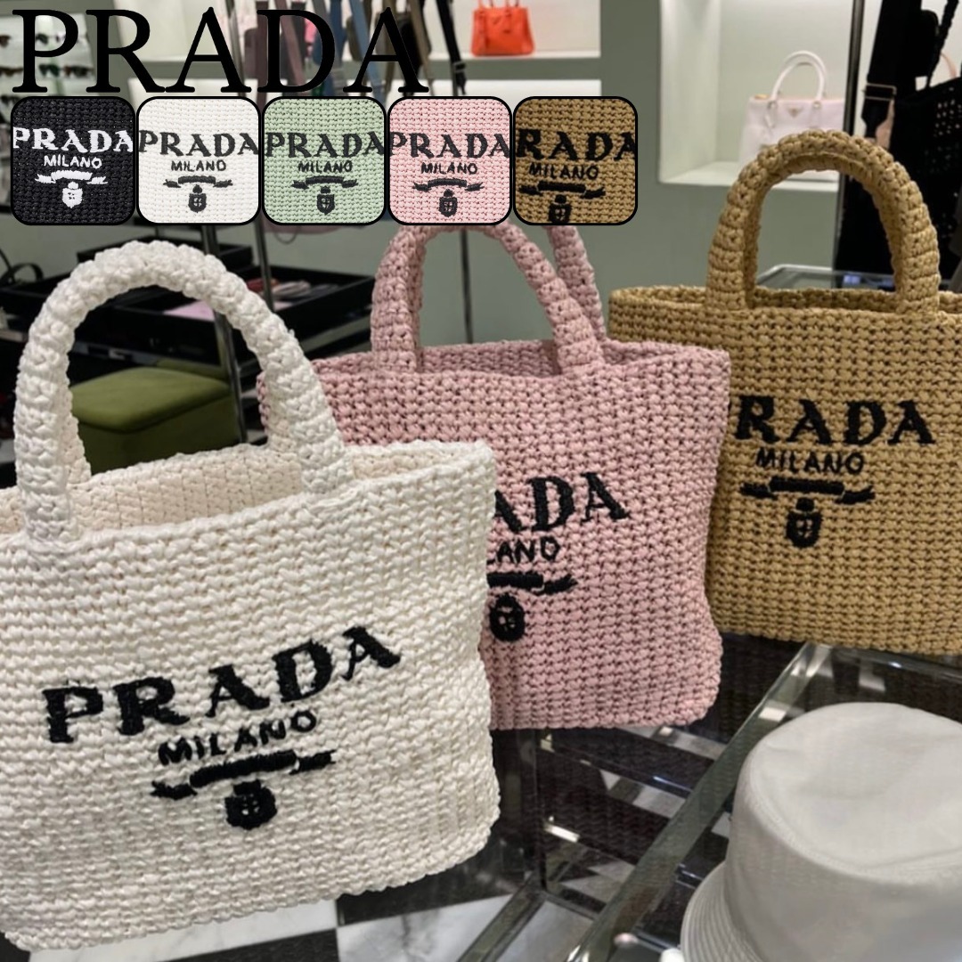PRADAロゴ刺繍入り スモール クロシェ かごバッグ