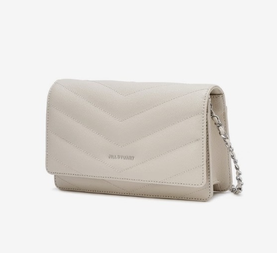 ☆【JILLSTUART】☆MOMA QUILTING COWHIDE MINI CROSS BA.G☆ ☆JILL STUART☆[MOMA Quilting] Quilting Chain Cross Bag
